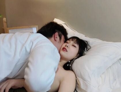 คืนที่ยาวนานในโรงแรมดีใจกับสาวใหม่