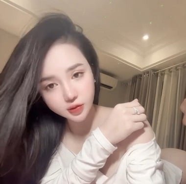 Chu Thuy Quynh มีเสน่ห์มาก