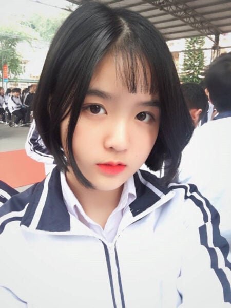 คลิปเซ็กซ์ของหญิงสาวรองและแฟนของเธอถูกเปิดเผย