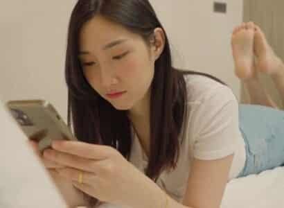 เพื่อเกลี้ยกล่อมสามีของสามีมิสเตอร์ Shiper ถูกระยำ