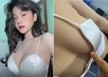 น้องสาวที่สวยงามปล่อยให้เพื่อนบ้านกอดและจูบริมฝีปากของเธอ