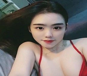 นักเรียนมัธยมปลายมาที่โมเต็ลเพื่อดูดแฟนของพวกเขา