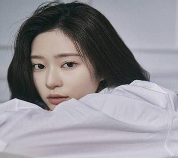 Minju มีร่างกายร้อนที่ไม่อาจต้านทานได้