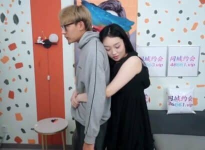 ความรักครั้งแรกเต็มไปด้วยความปรารถนาที่จะกลายเป็นเจ้าสาวที่น่ารัก