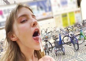 ในภาพยนตร์เซ็กซี่ล่าสุด Melody Marks กำลังสำรวจปารีส